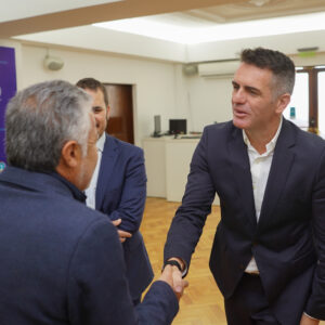 EAVE impulsa proyectos de energía solar en Mendoza y fortalece su presencia internacional en Argentina